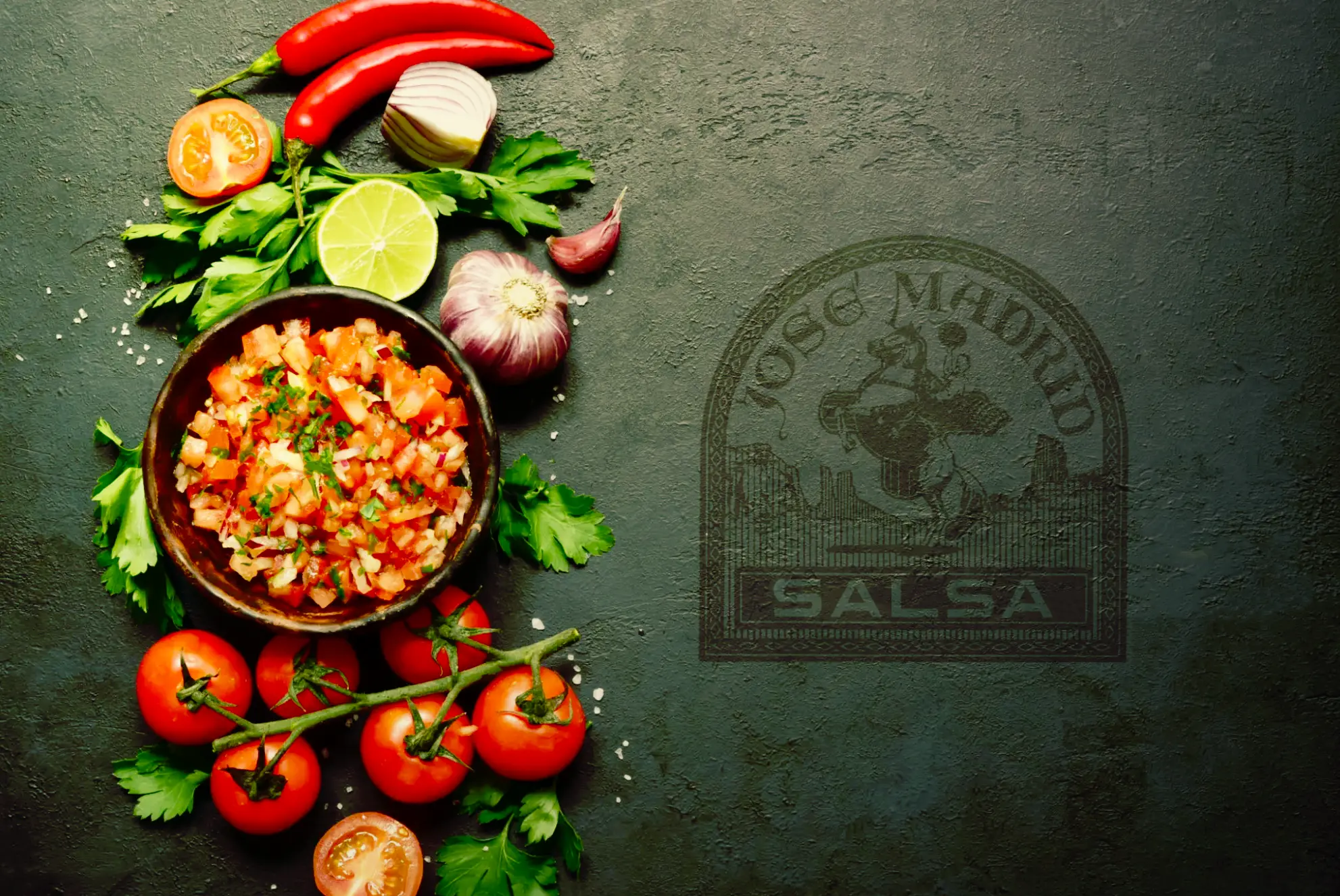 Fresh salsa with chips